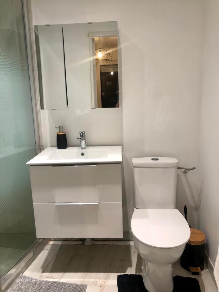 Apartament Studio Lumineux Et Equipe Villemomble Zewnętrze zdjęcie